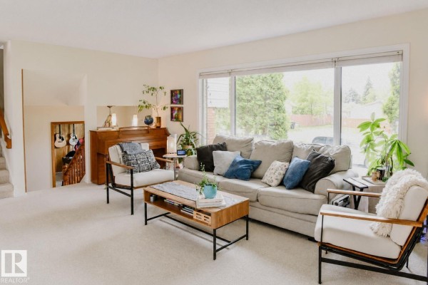 Den - 3911 117 St Nw, Edmonton, AB T6J1S8 Photo 5