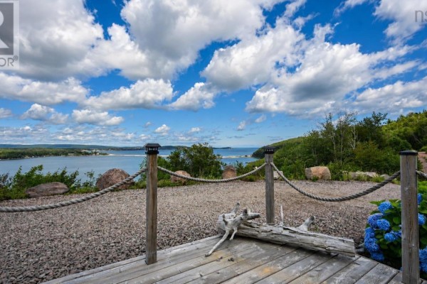 Bedroom - 39132 Cabot Trail, Ingonish Ferry, NS B0C1L0 Photo 5
