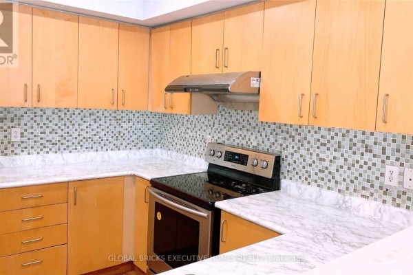 Primary Bedroom - 3916 Lacman Trail, Mississauga, ON L5M6N8 Photo 3