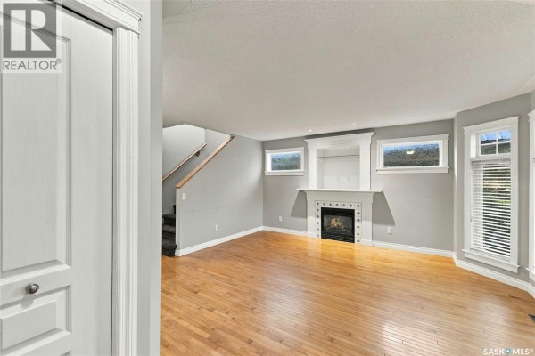 Laundry room - 3917 Victoria Avenue, Regina, SK S4T1M7 Photo 3