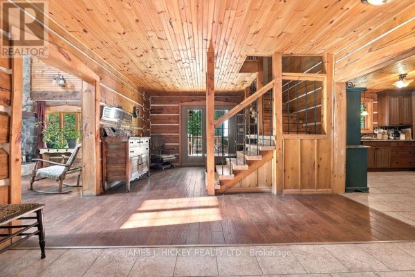 Loft - 392 Bass Lake Road, Laurentian Hills, ON K0J1P0 Photo 4