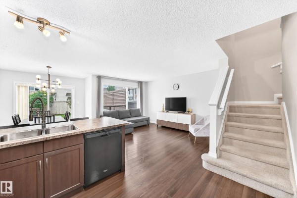 Bedroom 2 - 3920 6 St Nw, Edmonton, AB T6T0T5 Photo 5