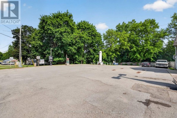 3922 Hamilton Road E, Thames Centre, ON N0L1G2 Photo 5