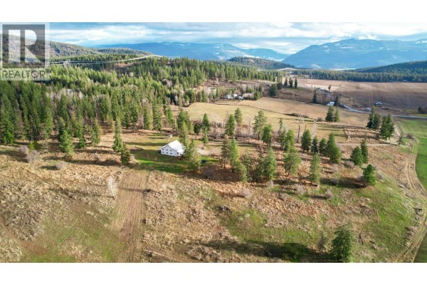 3922 Hullcar Road, Armstrong, BC, photo 3