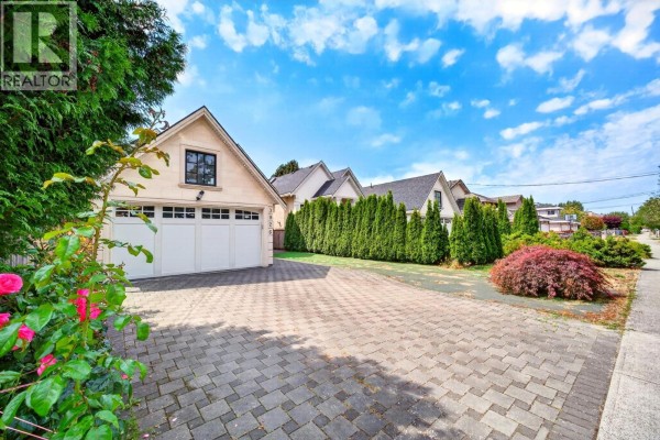 3926 Lockhart Road, Richmond, BC V7C1M3 Photo 2