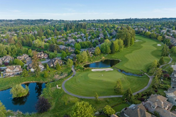 3928 159 Street, Surrey, BC V3Z0Y3 Photo 4