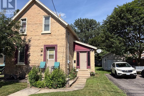 393 7th Avenue, Hanover, ON, photo 2