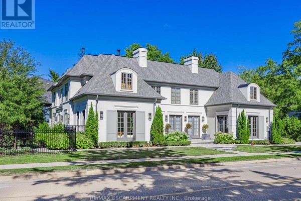393 Maple Grove Drive, Oakville, ON, photo 3