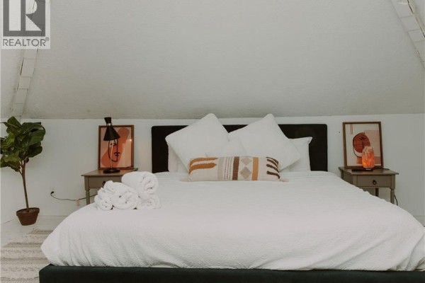 Primary Bedroom - 393 Ontario Street Unit# Upper, Stratford, ON N5A3H7 Photo 4