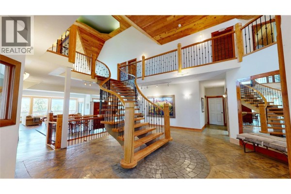 3934 Cokato Road, Fernie, BC, photo 2