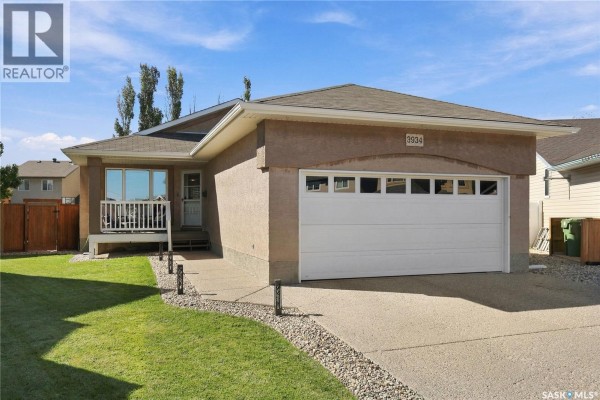 Kitchen - 3934 Robin Place E, Regina, SK S4N7P9 Photo 2