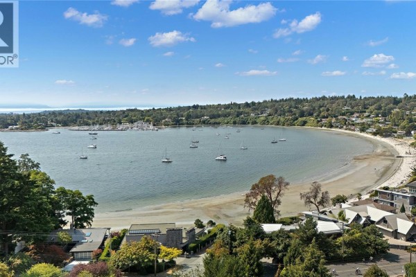 3934 Telegraph Bay Rd, Saanich, BC V8N4H7 Photo 4
