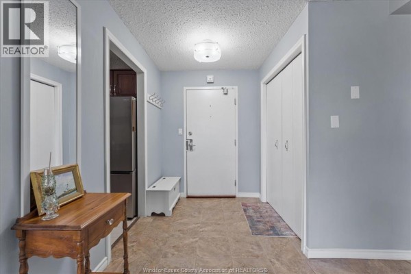Storage - 3936 Wyandotte Street East Unit# 405, Windsor, ON N8Y4V1 Photo 3