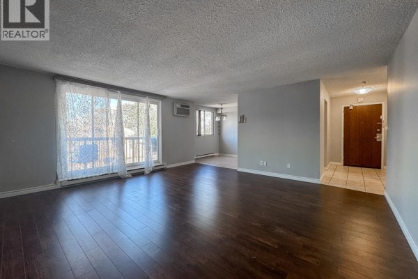 4pc Bathroom - 3936 Wyandotte Unit# 304, Windsor, ON N8Y4V1 Photo 4