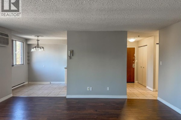 Bedroom - 3936 Wyandotte Unit# 304, Windsor, ON N8Y4V1 Photo 5