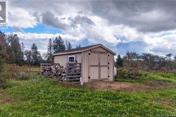 Laundry room - 394 Collins Lake Road, Shemogue, NB E4N2N1 Photo 3