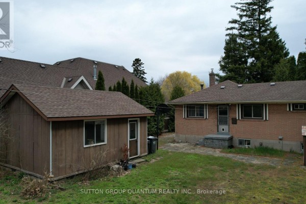 394 Maplehurst Avenue, Oakville, ON, photo 2