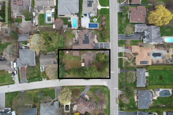 394 Maplehurst Avenue, Oakville, ON L6L4Y6 Photo 4