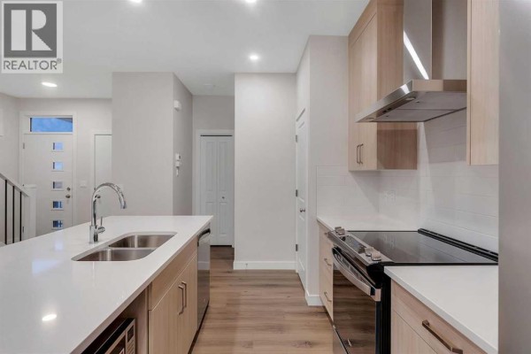2pc Bathroom - 394 South Shore Drive, Chestermere, AB T1X2Y6 Photo 4