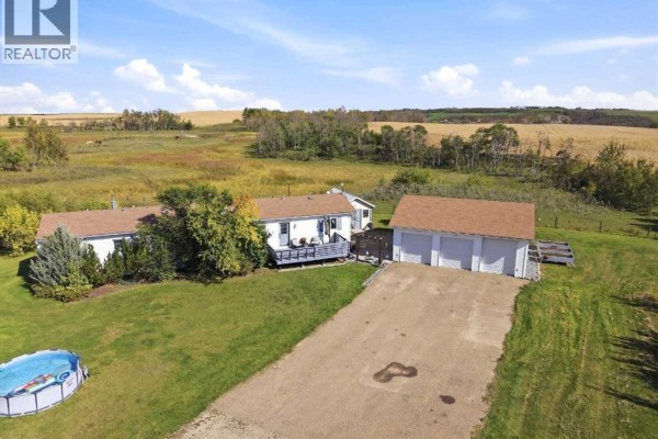 4pc Bathroom - 39403 Range Road 222, Rural Lacombe County, AB T0C0B0 Photo 2