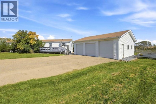 Storage - 39403 Range Road 222, Rural Lacombe County, AB T0C0B0 Photo 4