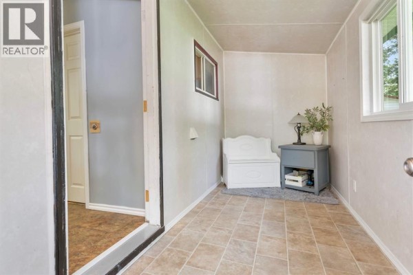 Living room - 394051 Range Road 6-5, Rural Clearwater County, AB T4T1V5 Photo 4
