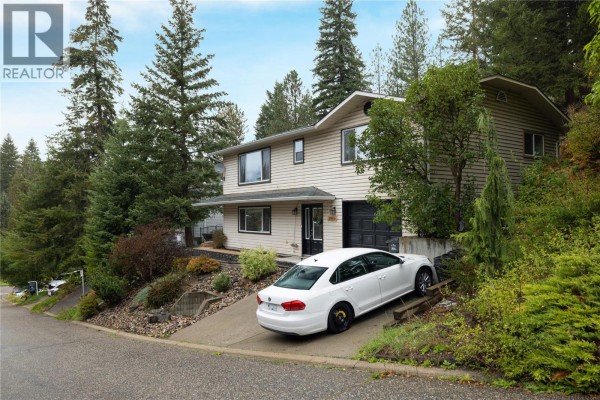 Family room - 3945 Highland Park Crescent, Armstrong, BC V0E1B4 Photo 2