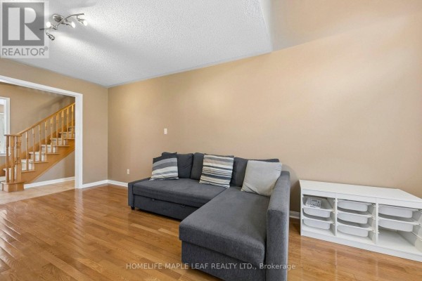 Bedroom 2 - 3948 Deepwood Heights, Mississauga, ON L5M6L9 Photo 5