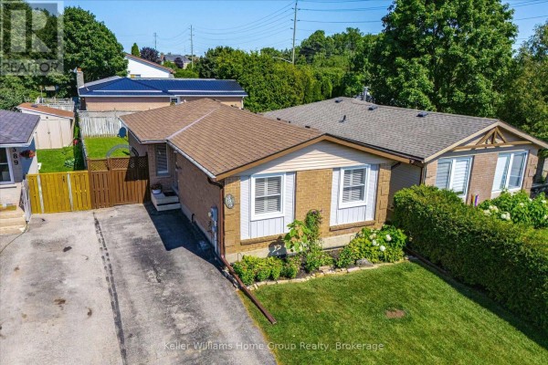 395 Strathallan Street, Centre Wellington, ON, photo 2