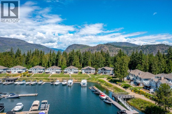 4pc Ensuite bath - 3950 Express Point Road Unit# 13, Scotch Creek, BC V0E1M5 Photo 4