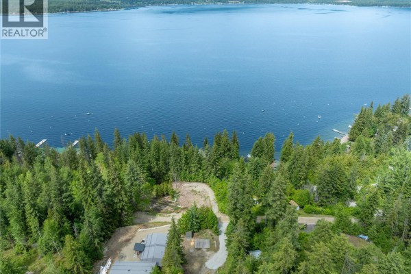 3950 Short Road, Eagle Bay, BC V0E1T0 Photo 3