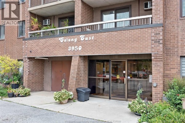 3950 Wyandotte Street East Unit# 306, Windsor, ON, photo 2