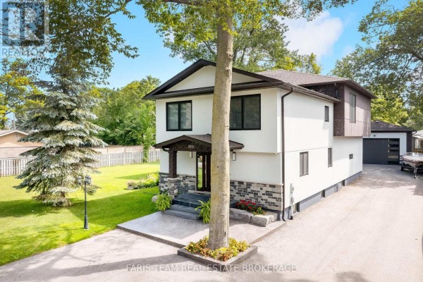 3951 Alberta Avenue, Innisfil, ON, photo 3