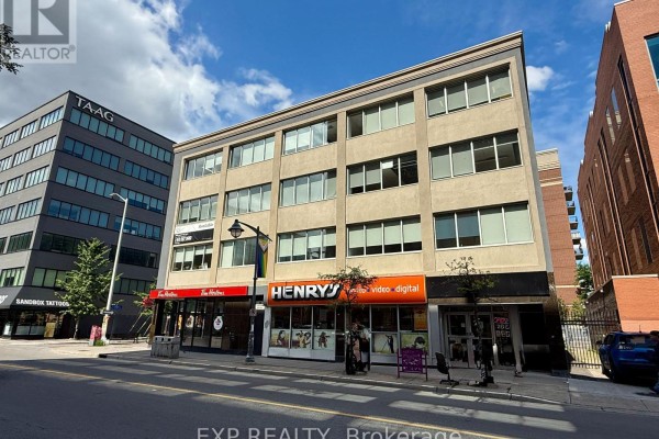396 Cooper Street, Ottawa, ON, photo 2