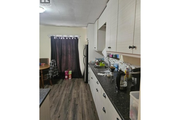 Bedroom 2 - 396 Hoy Lane, Quesnel, BC V2J1X4 Photo 5