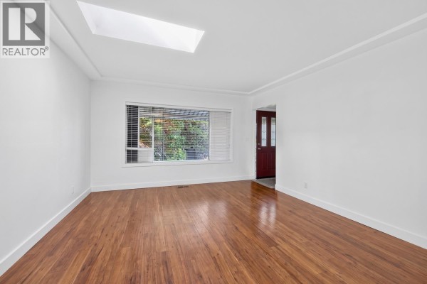 3960 Nootka Street, Vancouver, BC V5R2C9 Photo 4