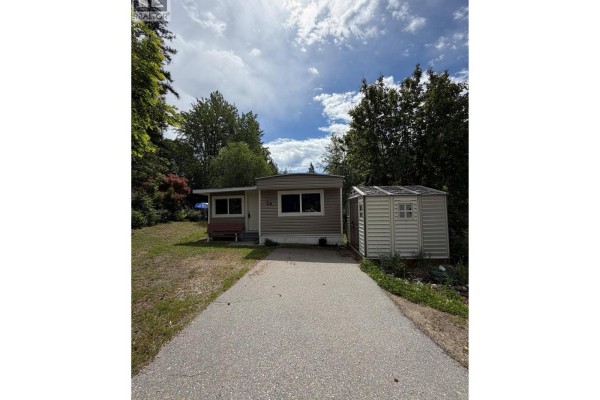 3969 Broadwater Road Unit# 26, Castlegar, BC, photo 2