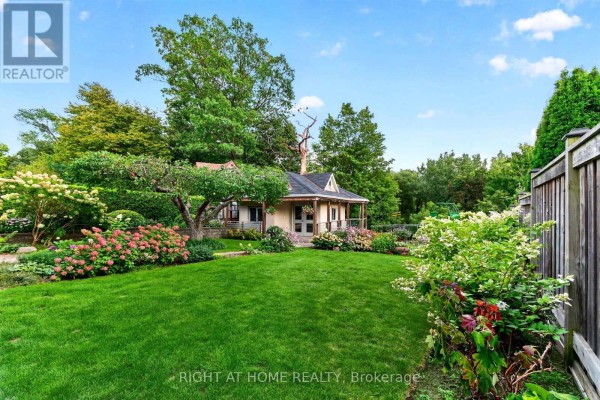 Kitchen - 397 Maple Leaf Drive, Toronto, ON M6L1P4 Photo 3
