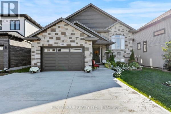 398 Aqueduct Street, Welland, ON, photo 2