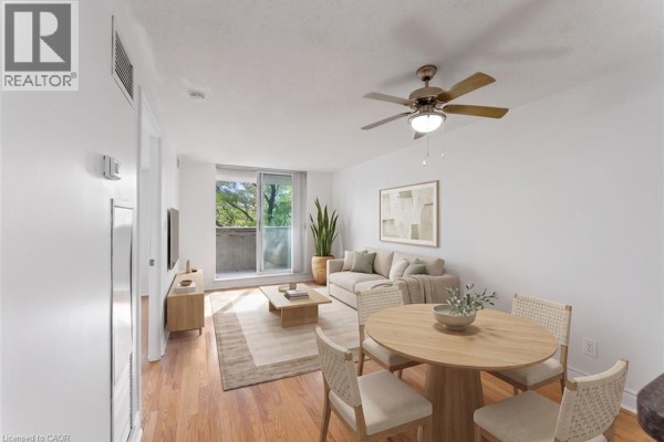 Living room - 398 Eglinton Avenue E Unit# 308, Toronto, ON M4P3H8 Photo 5