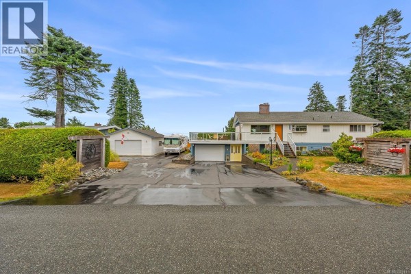 3980 Dillman Rd, Campbell River, BC, photo 2