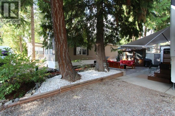 3980 Squilax Anglemont Road Unit# 9, Scotch Creek, BC V0E1M5 Photo 4