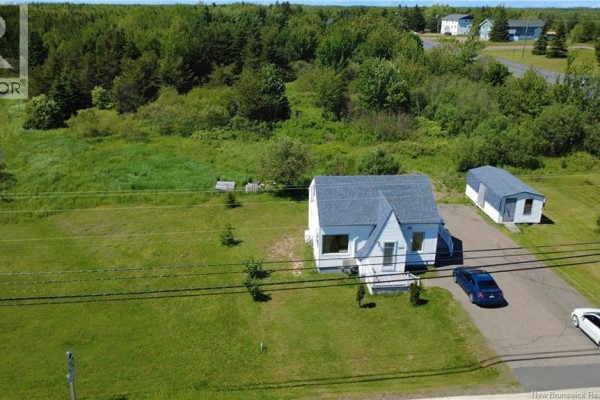 Mud room - 3983 Boulevard Des Fondateurs, Saint Isidore, NB E8M1E3 Photo 5