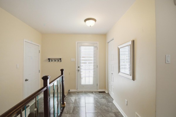 Living room - 399 Rue Jeannine-grégoire-ross, Gatineau, QC J8P1J3 Photo 2