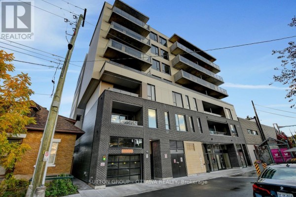 399 Winston Avenue, Ottawa, ON, photo 2