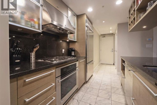 39fl 833 Seymour Street, Vancouver, BC V6B0G4 Photo 4