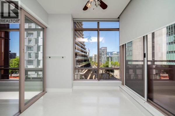 3a 1500 Alberni Street, Vancouver, BC V6G3C9 Photo 3