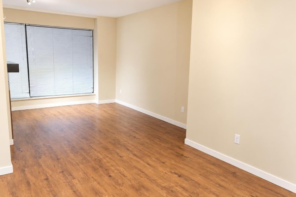 3f 10866 City Parkway, Surrey, BC V3T5W9 Photo 5