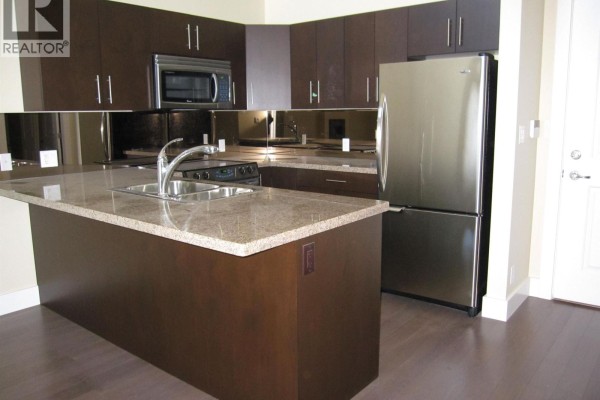 3fl 8400 Anderson Road, Richmond