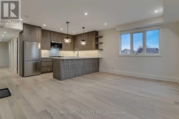 3rd - 201 Cedric Avenue, Toronto, ON M6C3X7 Photo 2